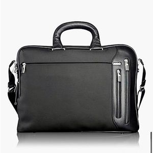 Tumi excellent like new leather nylon Arrive briefcase laptop messenger bag $925